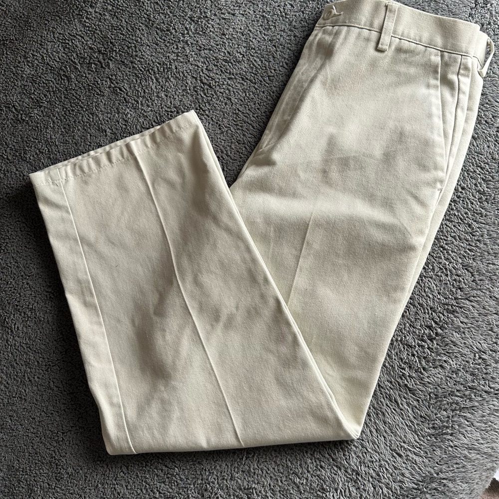 Dockers Men's Cream Chinos